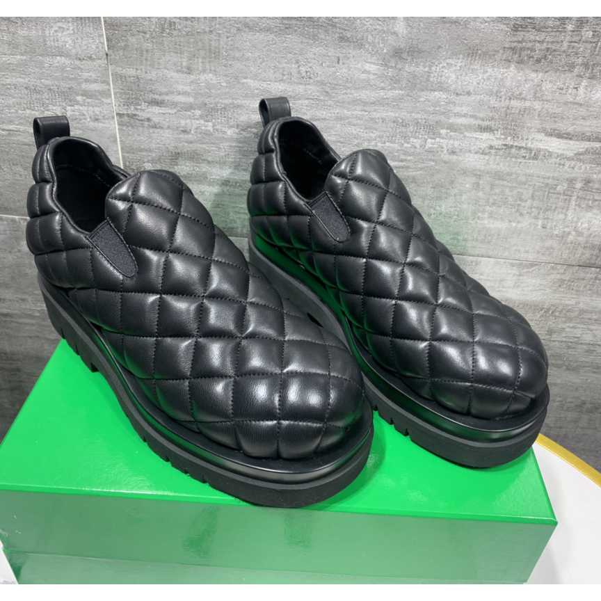 Schwarze gesteppte Slip-On-Schuhe von Bottega Veneta für Herren - EUR FASHION