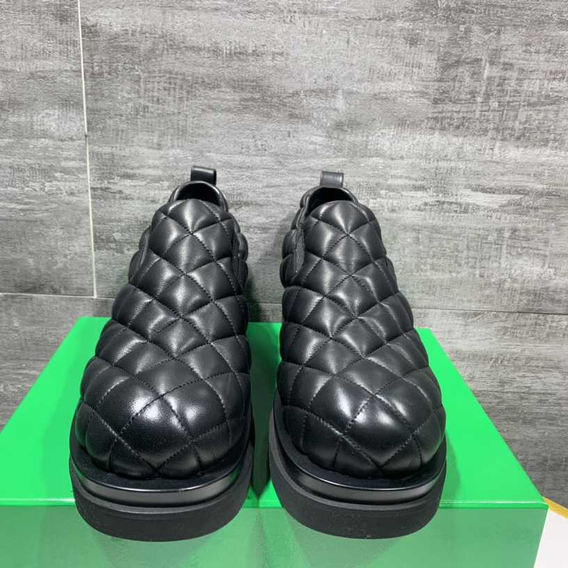 Schwarze gesteppte Slip-On-Schuhe von Bottega Veneta für Herren - EUR FASHION