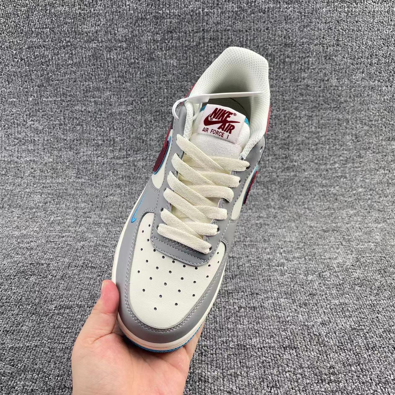 Nike Air Force 1'07 Low „Rouge“ Sneaker LJ8822-666 - EUR FASHION