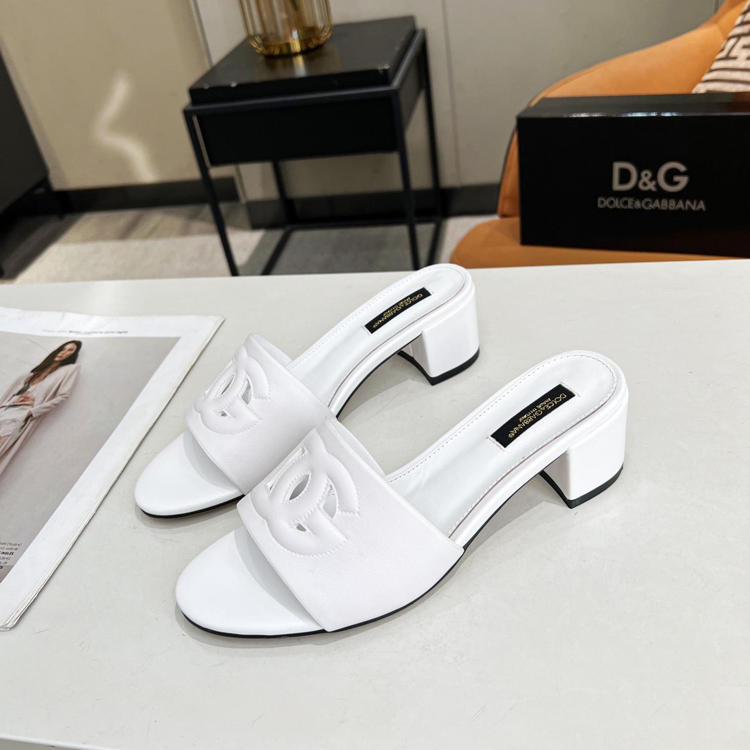 Dolce & Gabbana Kalbsleder-Pantoletten mit DG Millennials-Logo - EUR FASHION