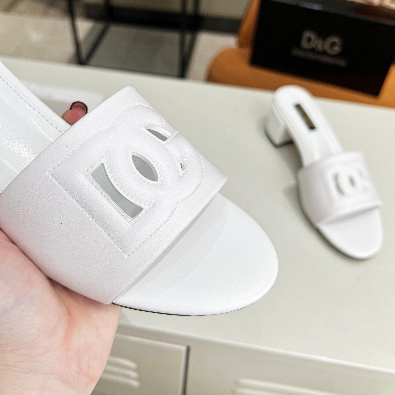 Dolce & Gabbana Kalbsleder-Pantoletten mit DG Millennials-Logo - EUR FASHION