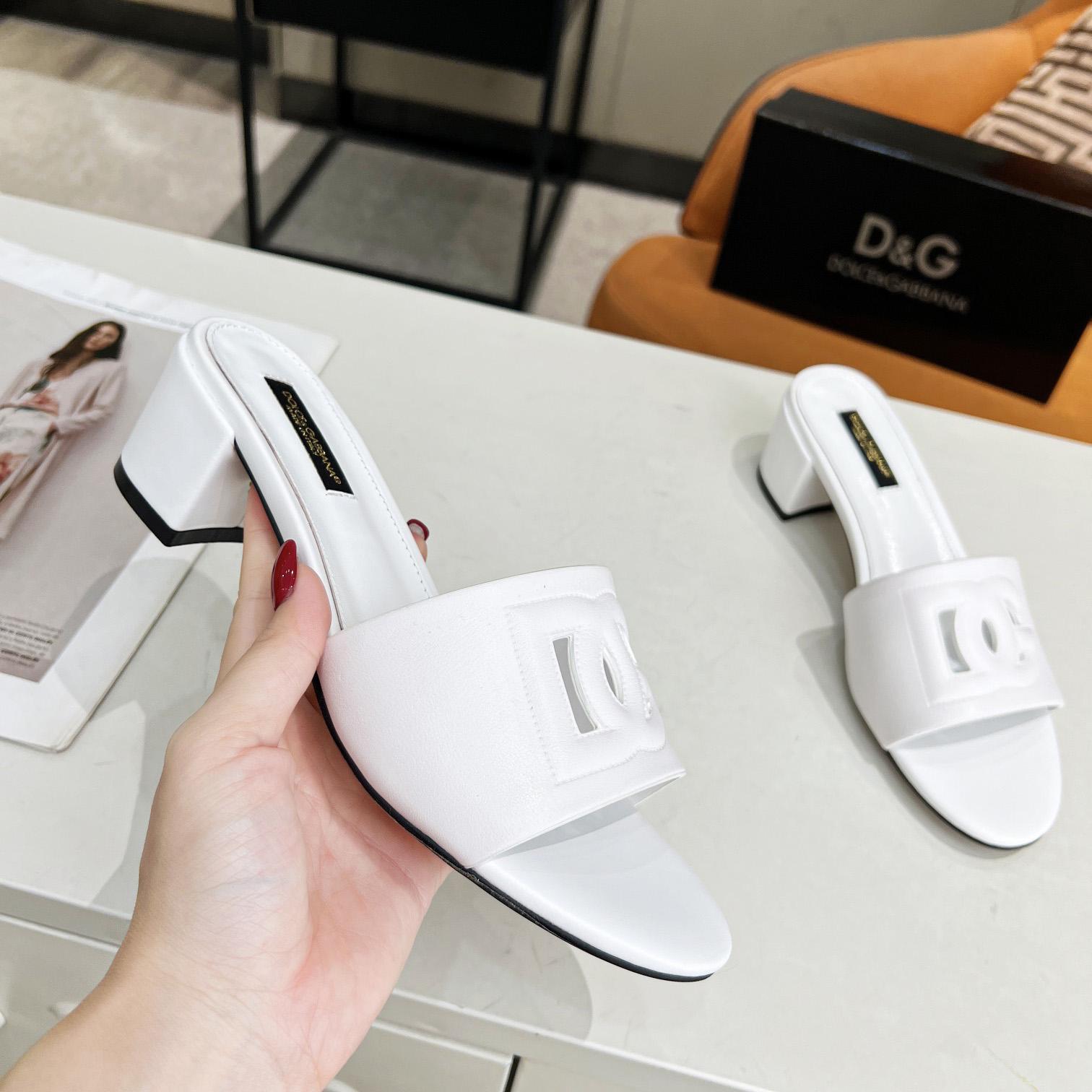 Dolce & Gabbana Kalbsleder-Pantoletten mit DG Millennials-Logo - EUR FASHION