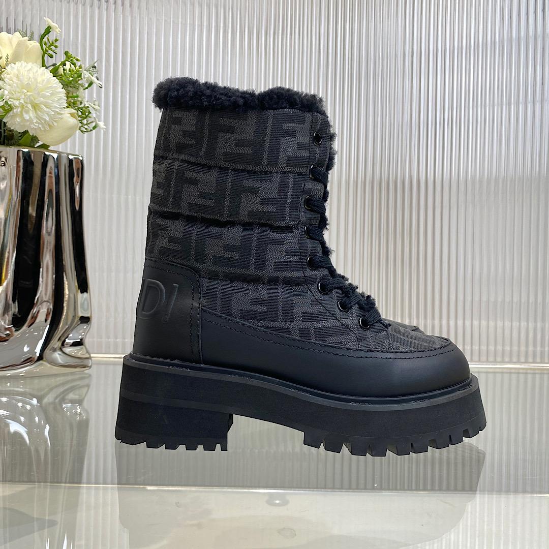 Fendi Biker-Stiefel - EUR FASHION