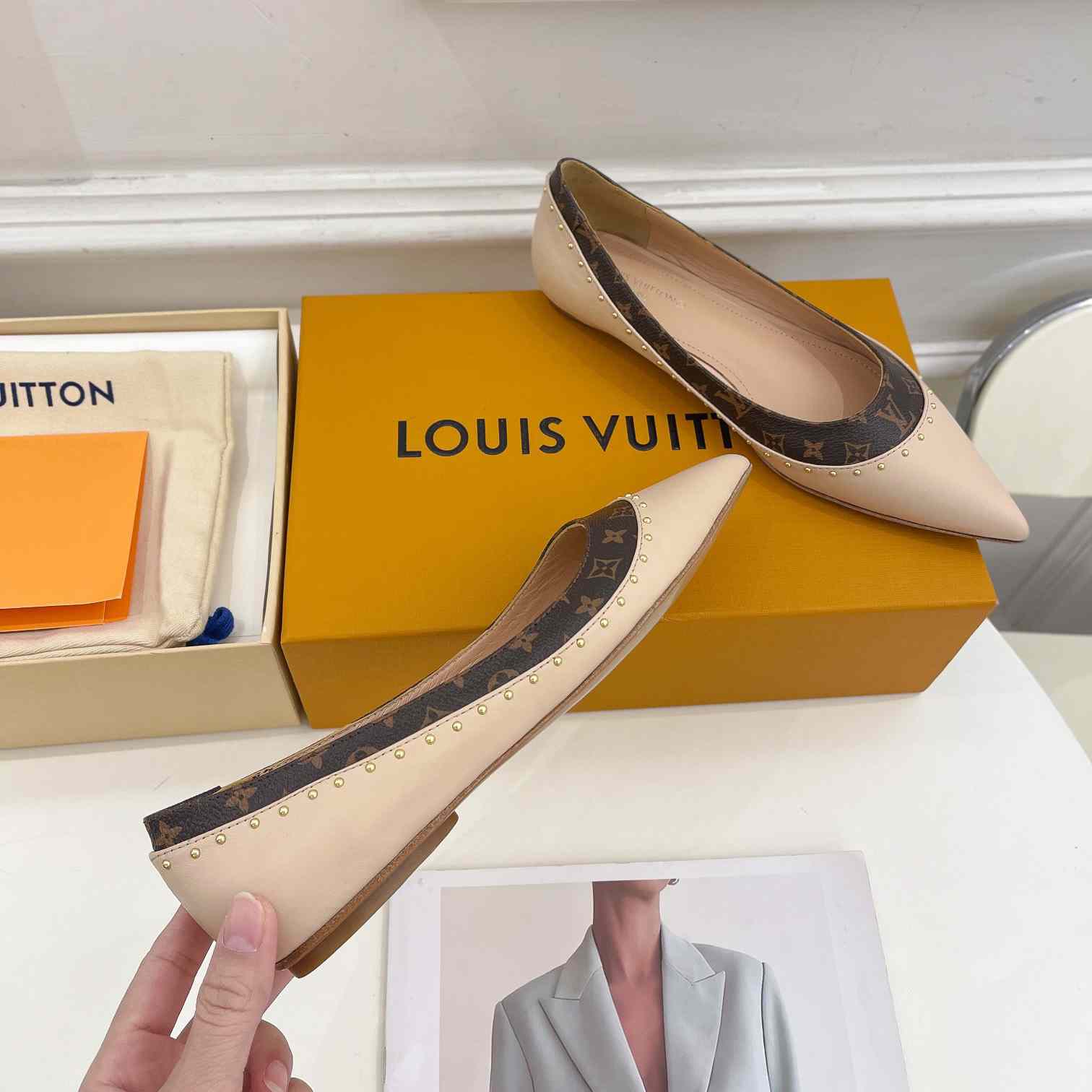 Flache Ballerina mit Louis Vuitton-Signatur - EUR FASHION