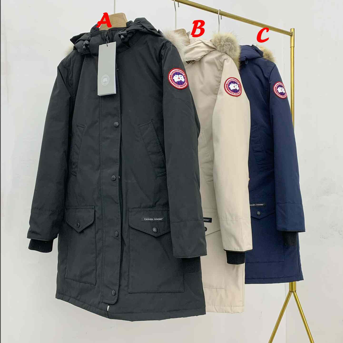 Lange Daunenjacke von Canada Goose - EUR FASHION