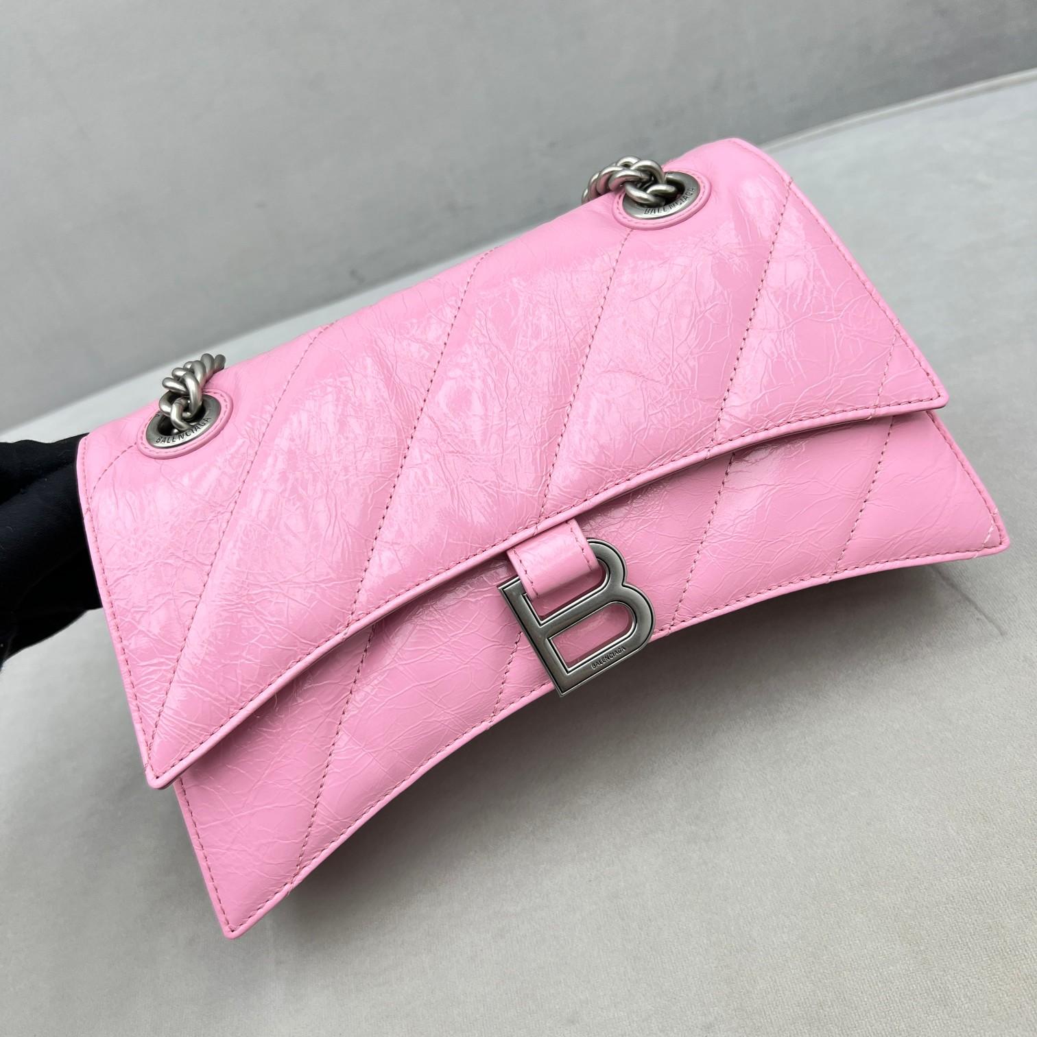 Balenciaga Damen Crush Small Chain Bag gesteppt in Rosa (25-15-9,5 cm) - EUR FASHION