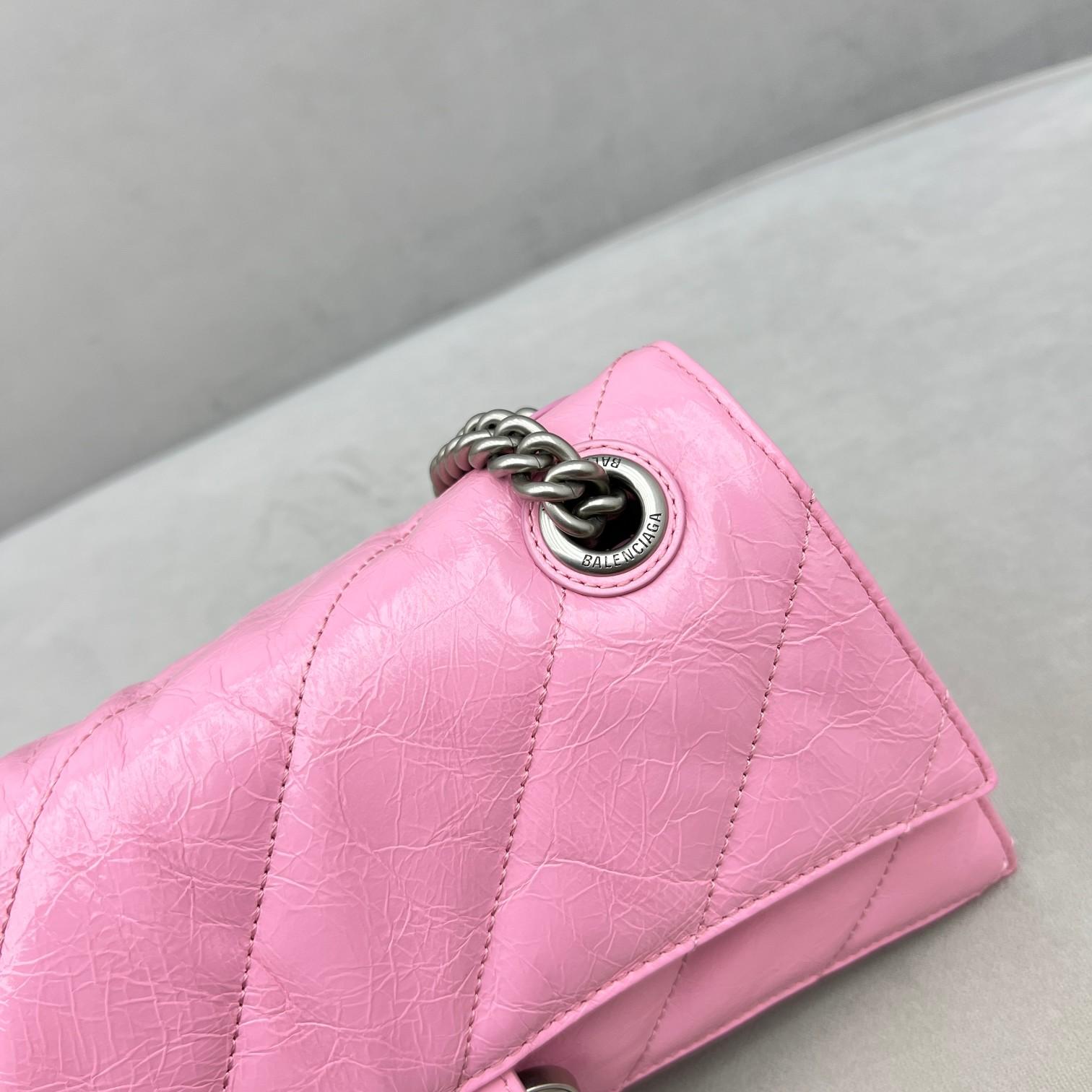 Balenciaga Damen Crush Small Chain Bag gesteppt in Rosa (25-15-9,5 cm) - EUR FASHION
