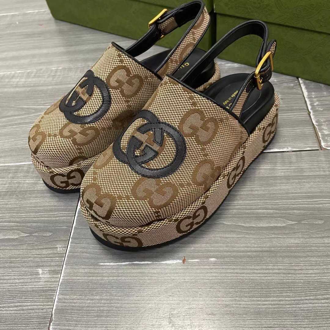 Gucci Maxi GG Canvas Plateau-Clogs - EUR FASHION