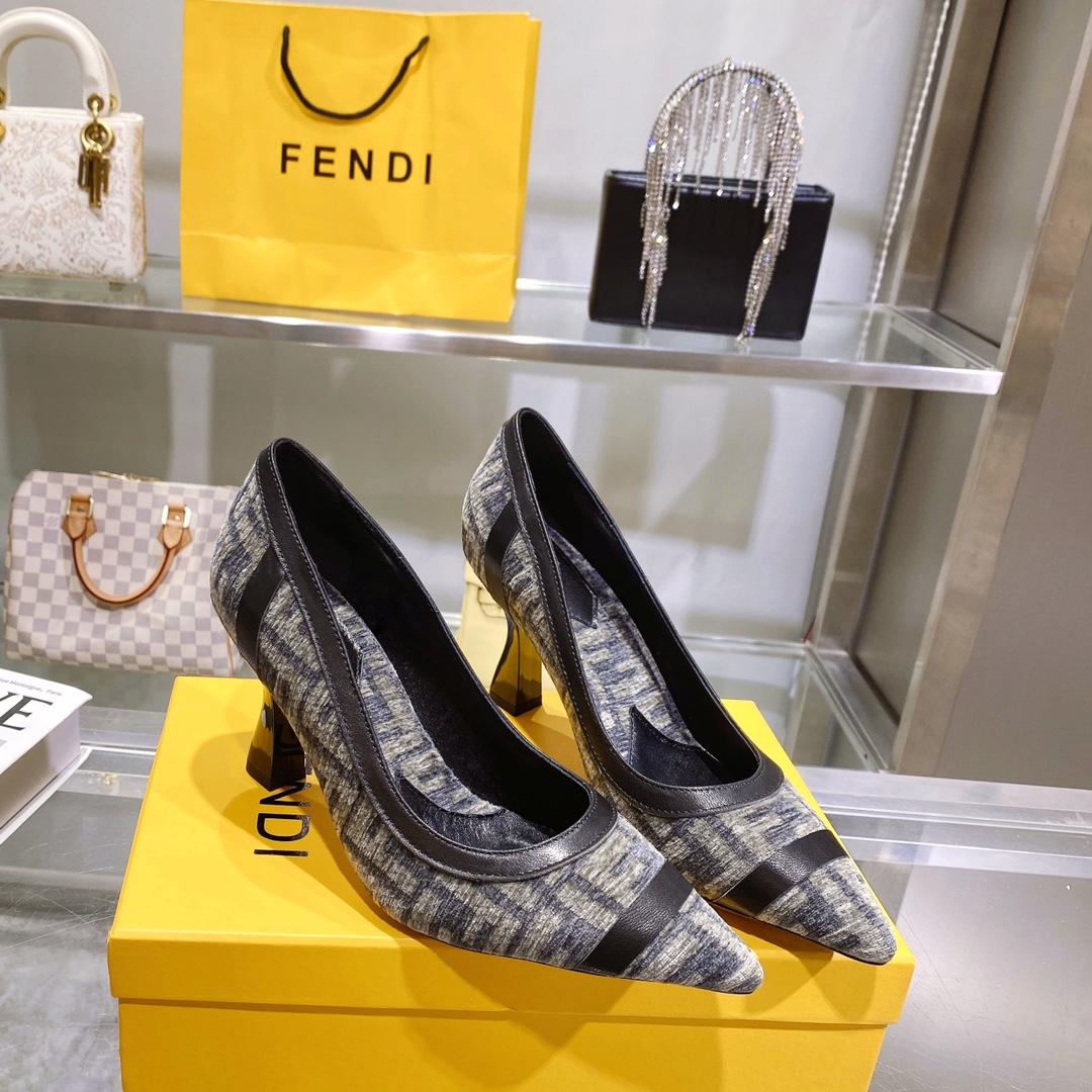 Fendi Baguettepumpe - EUR FASHION