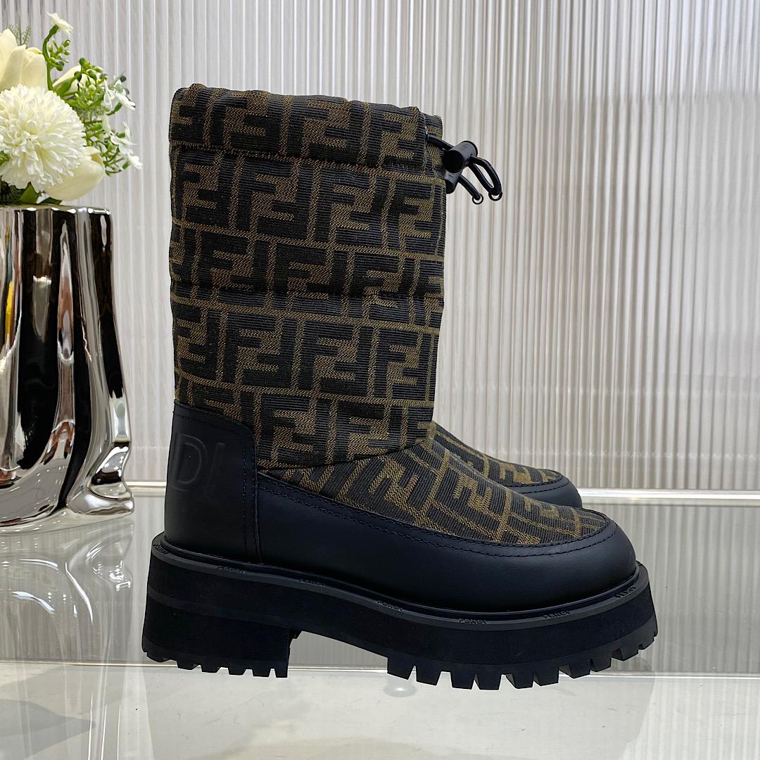 Fendi FF Logo Stiefel - EUR FASHION