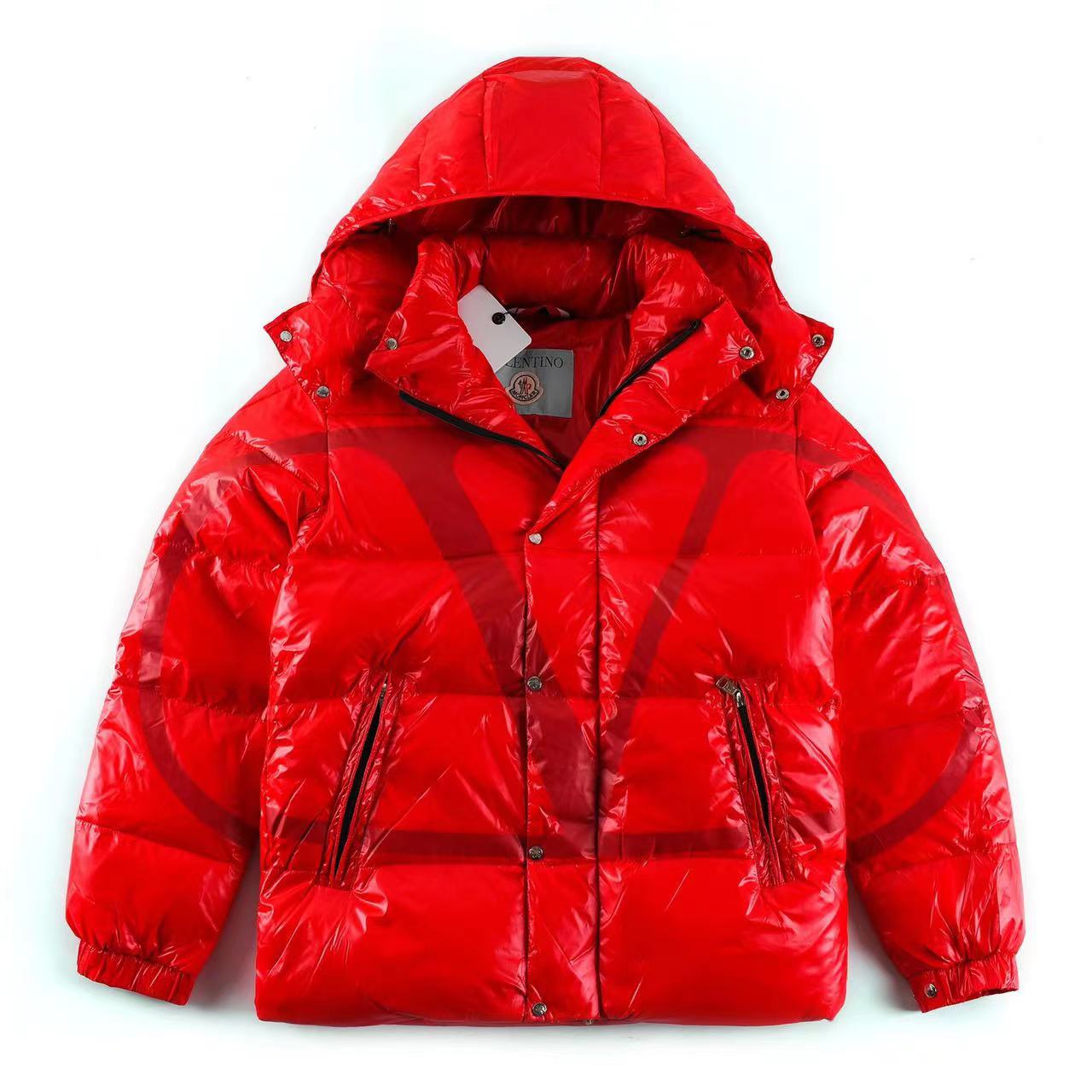 Kurze Daunenjacke mit Moncler x Valentino-Logo - EUR FASHION