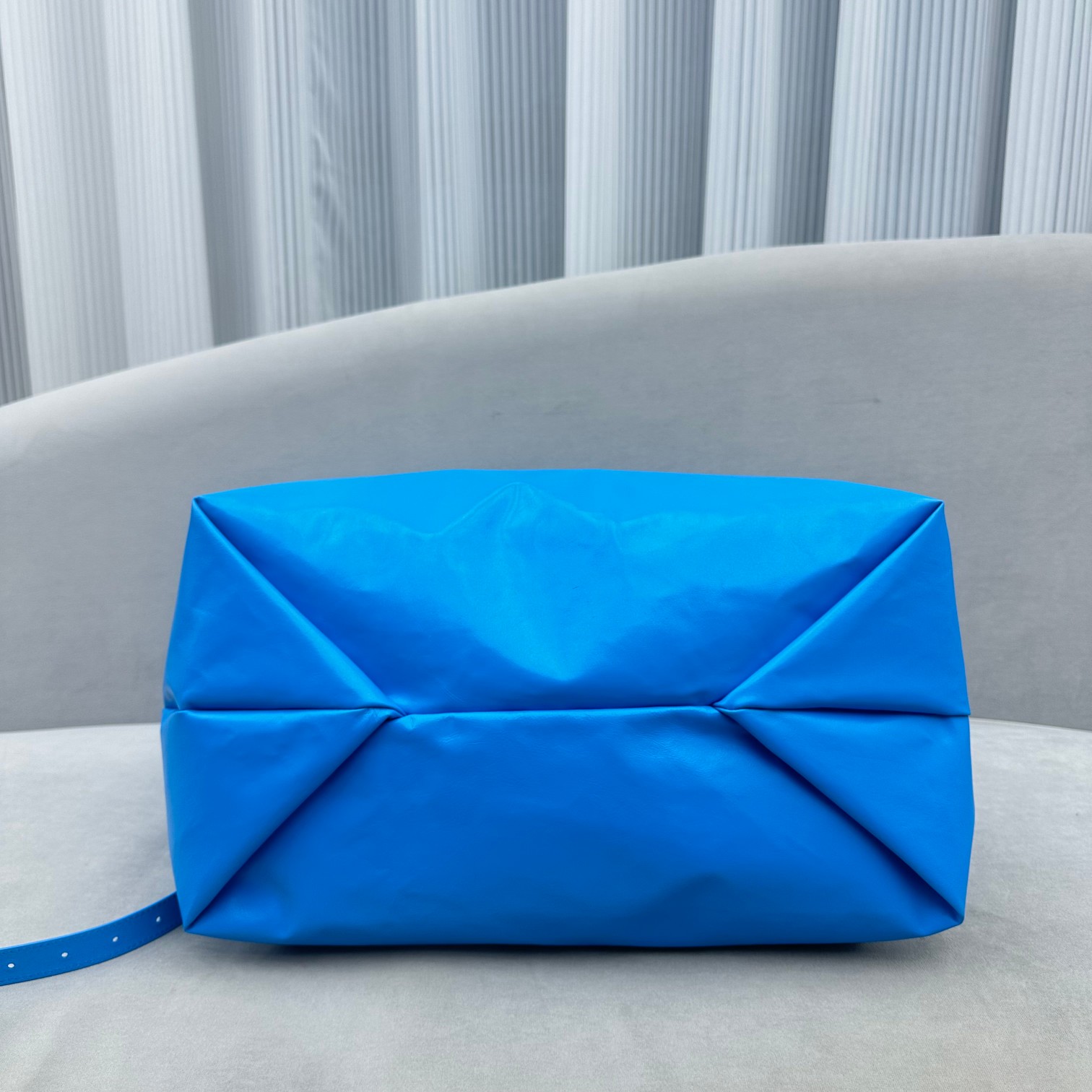 Balenciaga Trash Bag Großer Beutel in Blau (37-40-52 cm) - EUR FASHION
