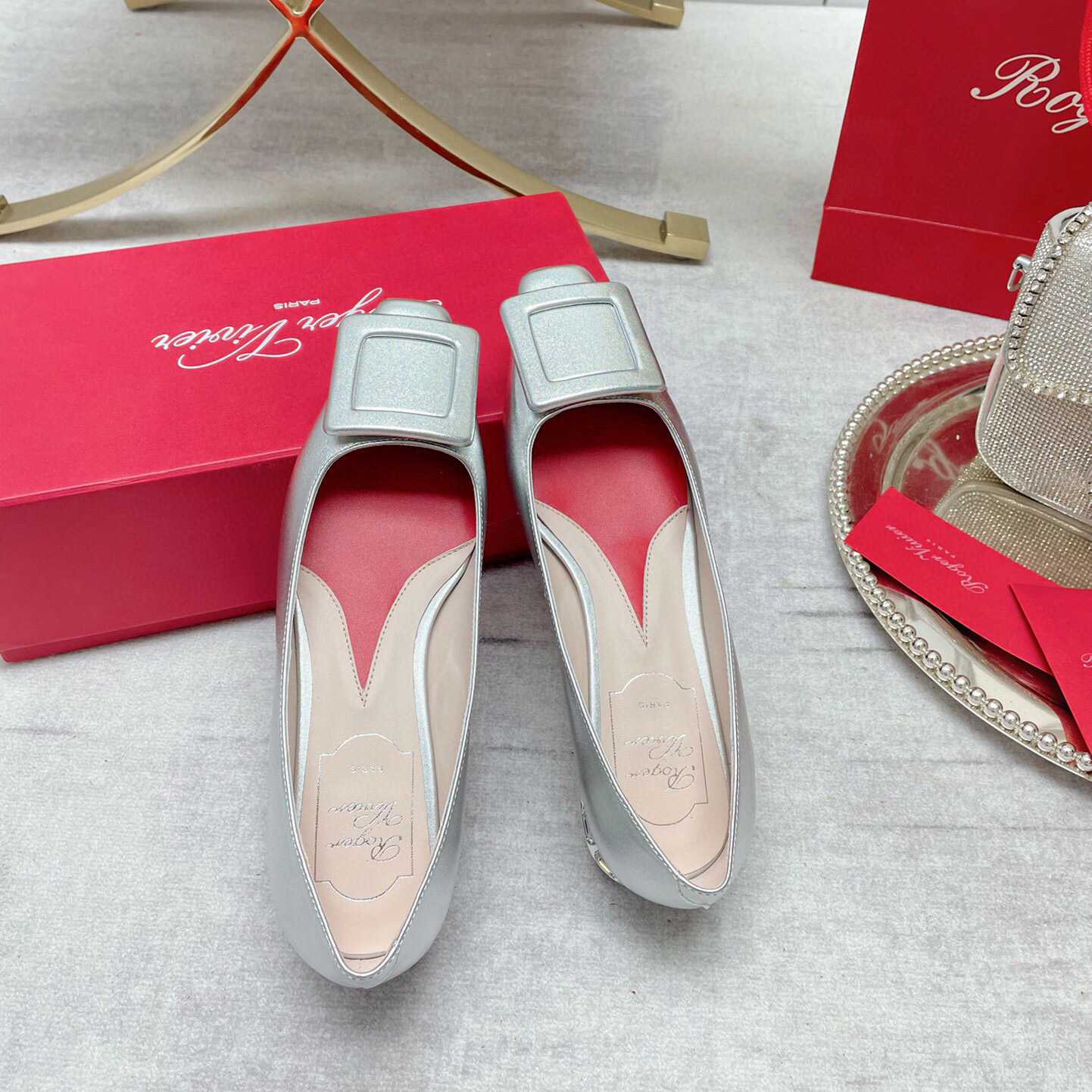 Roger Vivier Ballerinas mit Strass-Absatz und Schnalle aus Nappaleder - EUR FASHION