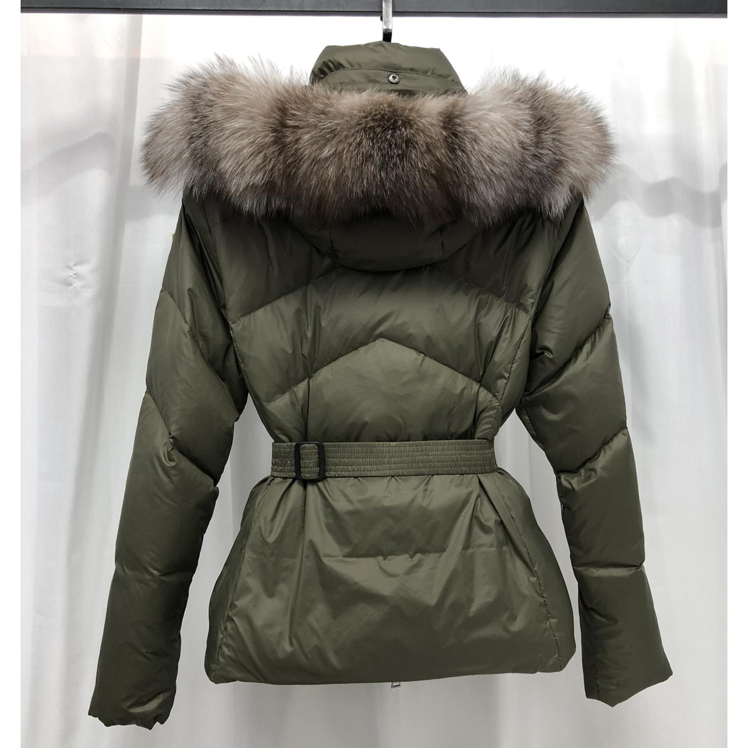 Moncler kurze Daunenjacke - EUR FASHION
