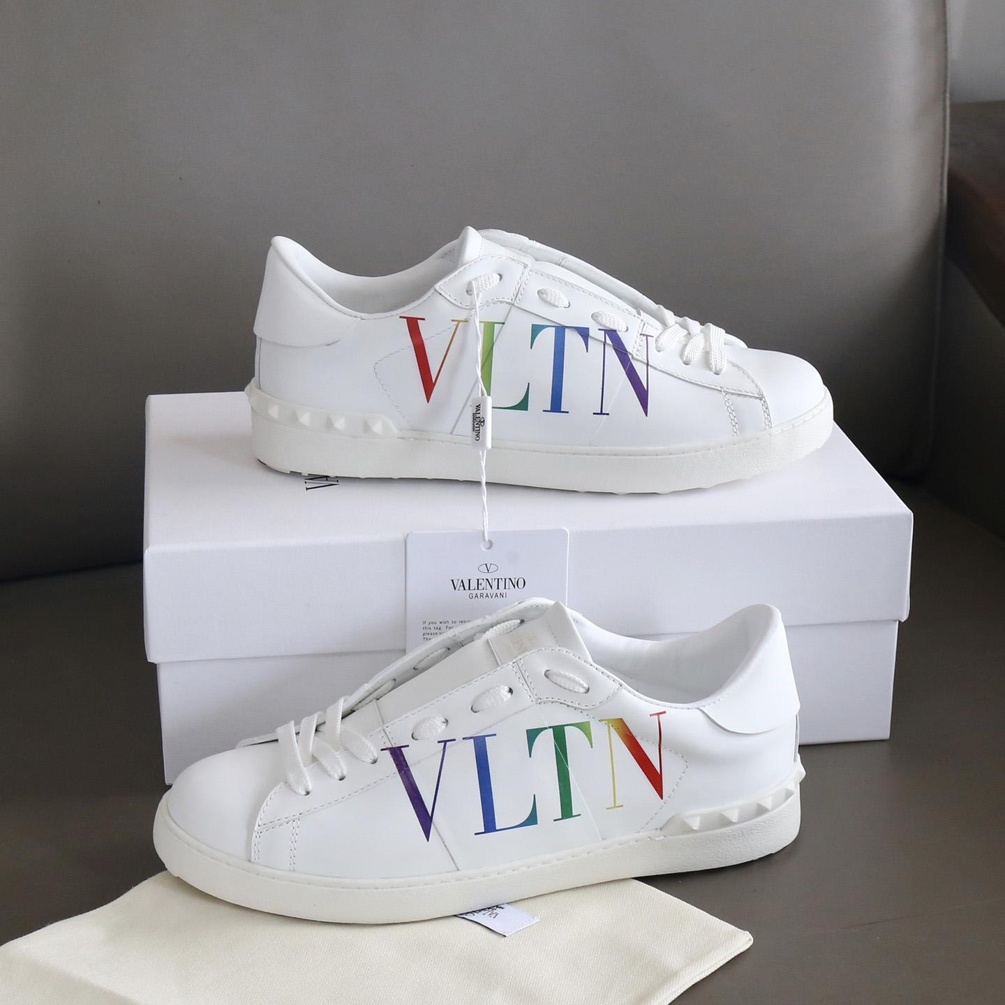 Sneakers mit Logo-Print von Valenti Garavani - EUR FASHION