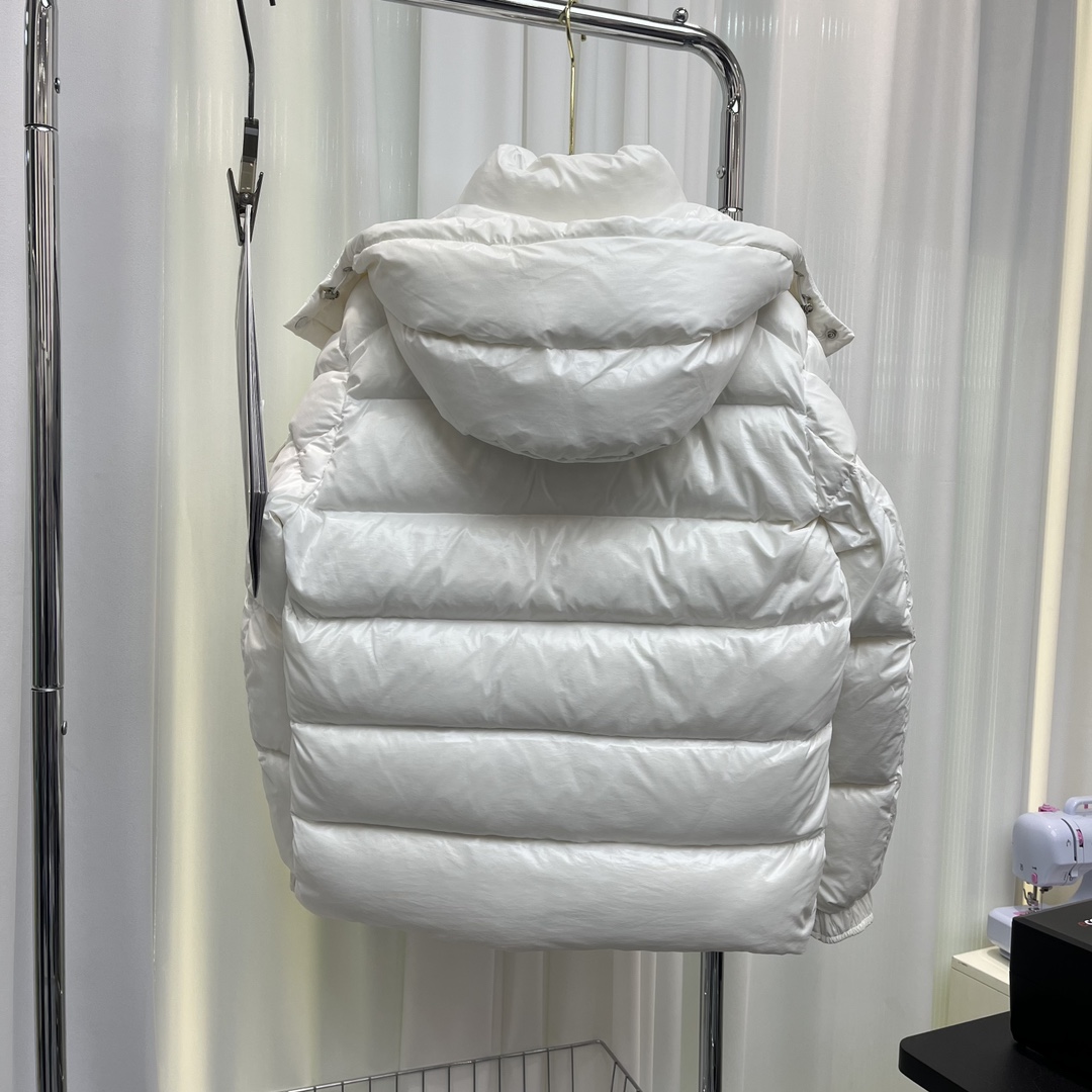 Moncler Maya 70 kurze Daunenjacke - EUR FASHION