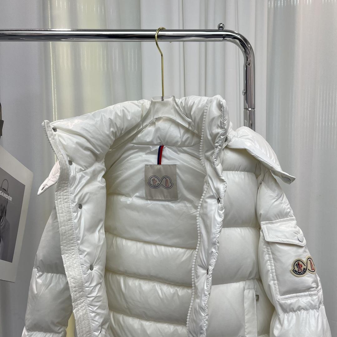 Moncler Maya 70 kurze Daunenjacke - EUR FASHION