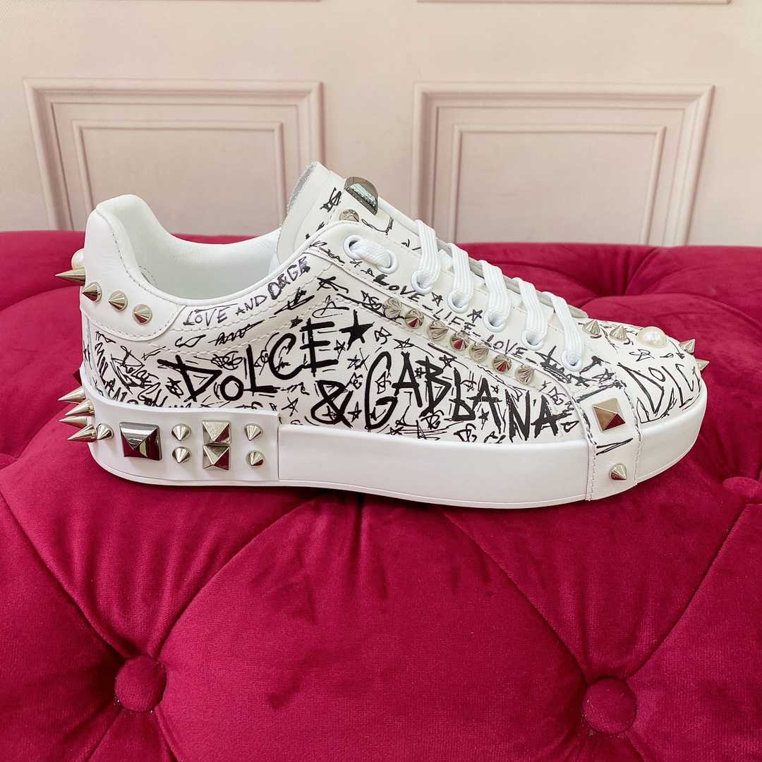 Dolce & Gabbana Portofino-Sneaker aus Kalbsnappaleder mit Nieten - EUR FASHION