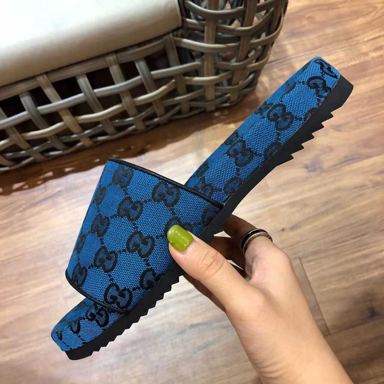 Gucci Herren GG Canvas Slide Sandale - EUR FASHION