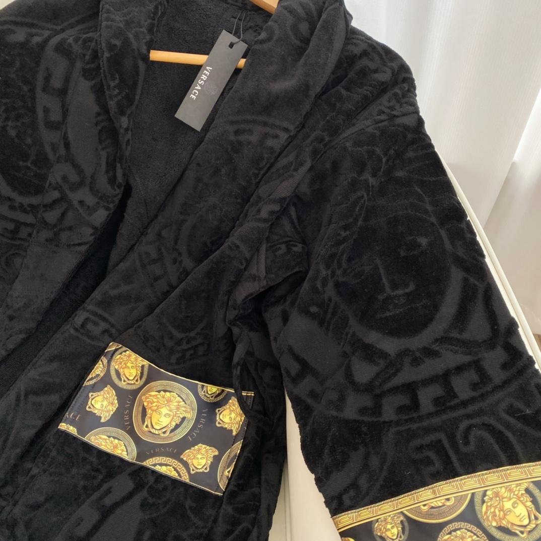 Versace I ♡ Barock-Bademantel (Einheitsgröße) - EUR FASHION