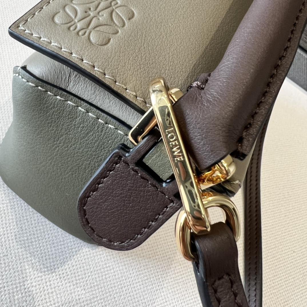 Loewe Mini Puzzle Edge aus Nappa-Kalbsleder - EUR FASHION