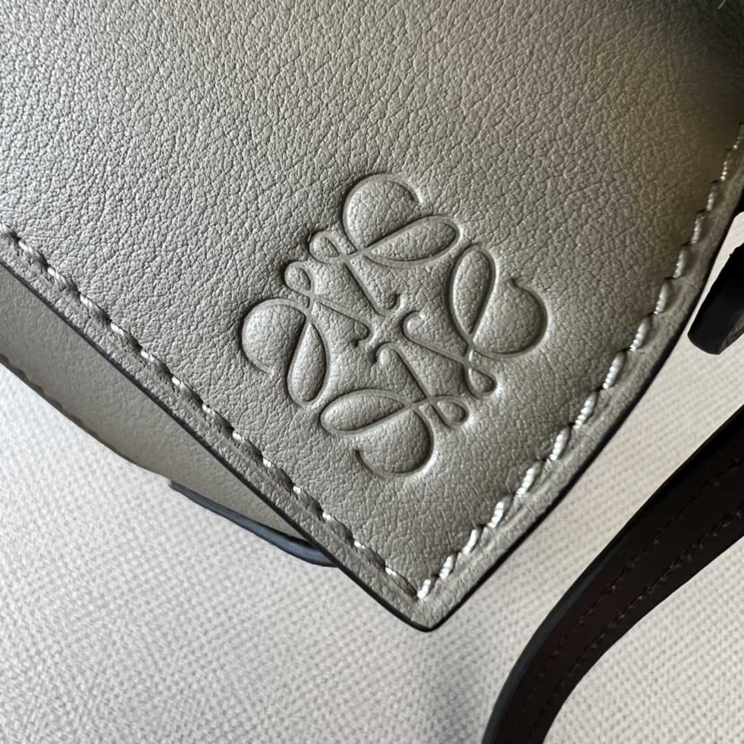 Loewe Mini Puzzle Edge aus Nappa-Kalbsleder - EUR FASHION