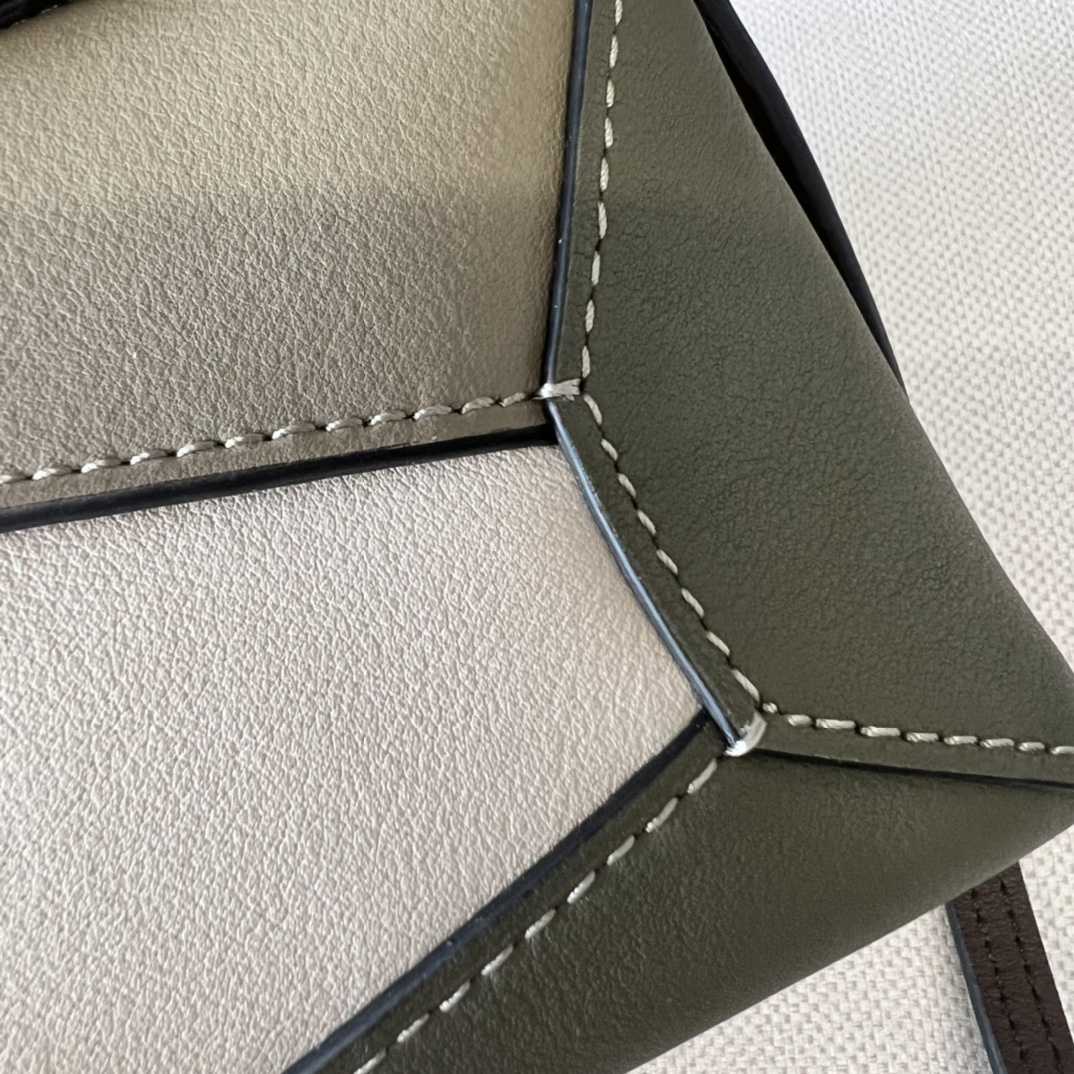 Loewe Mini Puzzle Edge aus Nappa-Kalbsleder - EUR FASHION