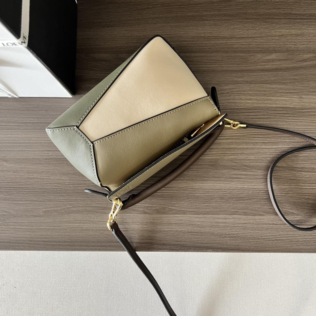 Loewe Mini Puzzle Edge aus Nappa-Kalbsleder - EUR FASHION
