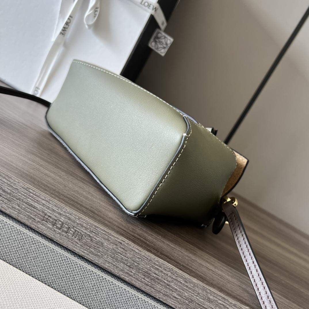 Loewe Mini Puzzle Edge aus Nappa-Kalbsleder - EUR FASHION