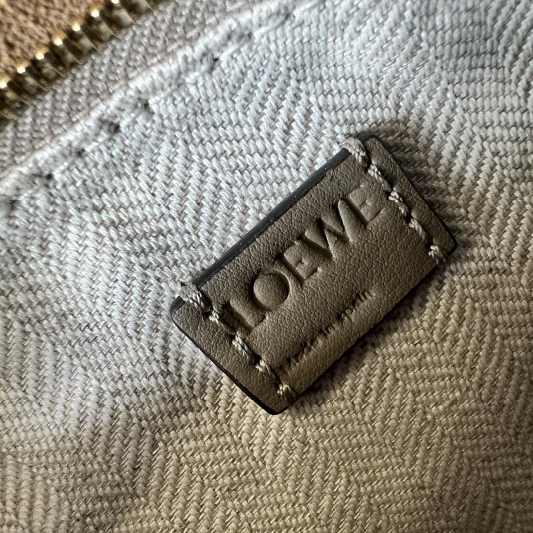 Loewe Mini Puzzle Edge aus Nappa-Kalbsleder - EUR FASHION