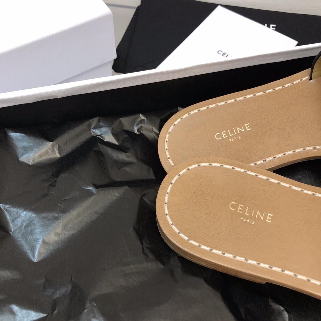 Celine Triomphe Mule aus Kalbsleder - EUR FASHION