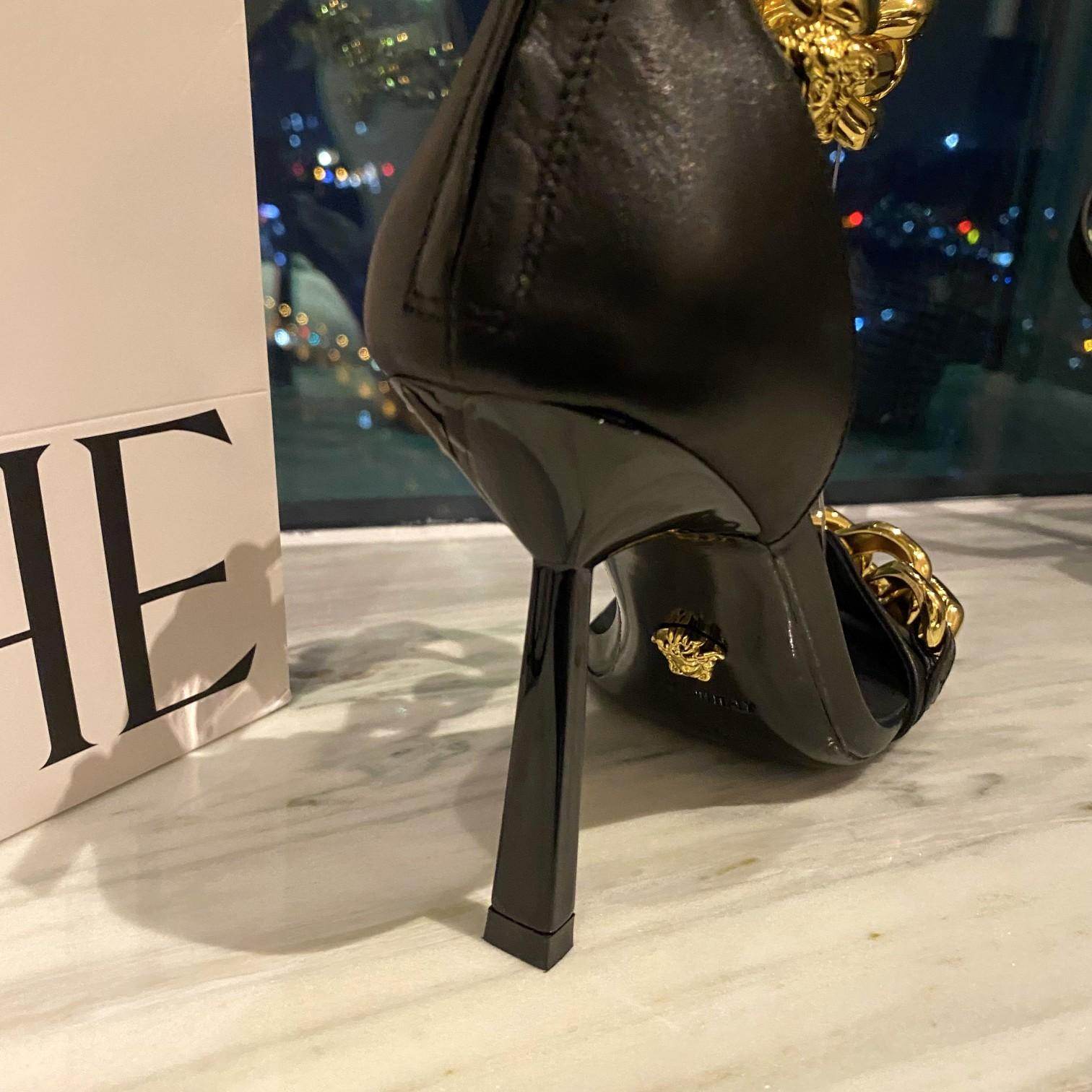 Versace Medusa Chain High Heel Sandalen - EUR FASHION