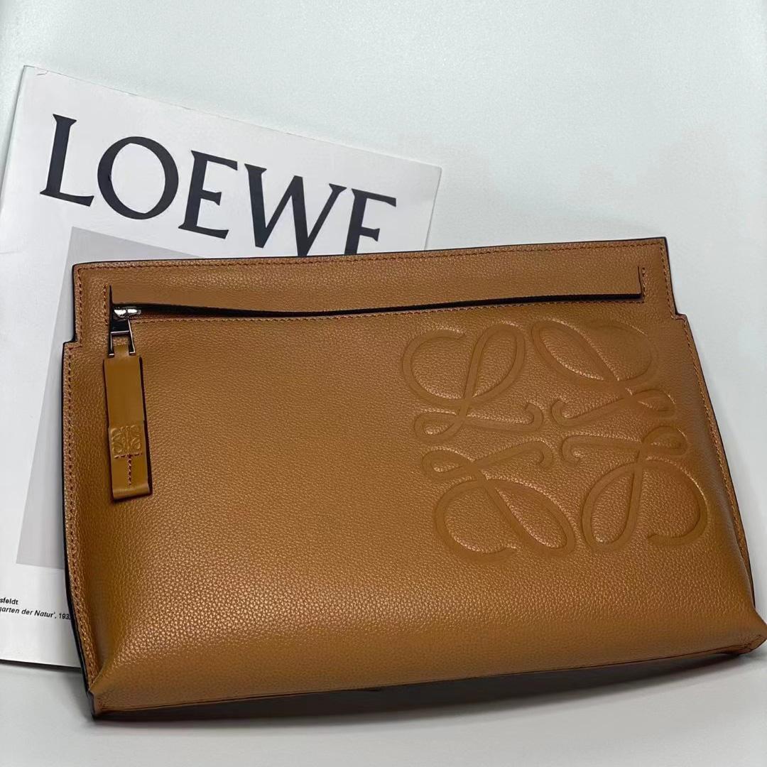 Loewe T-Beutel aus genarbtem Kalbsleder - EUR FASHION