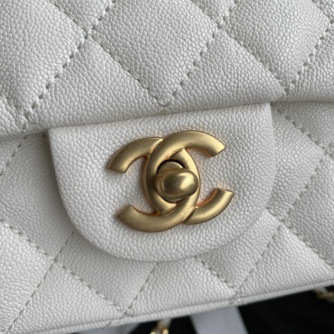 Chanel Mini Flap Bag aus Lammleder mit Tragegriff oben (20x12x6cm) - EUR FASHION