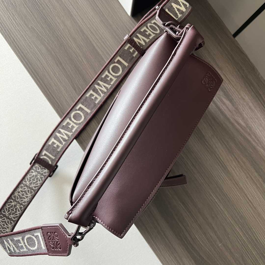 Loewe – Kleine „Puzzle Edge“-Tasche aus satiniertem Kalbsleder - EUR FASHION