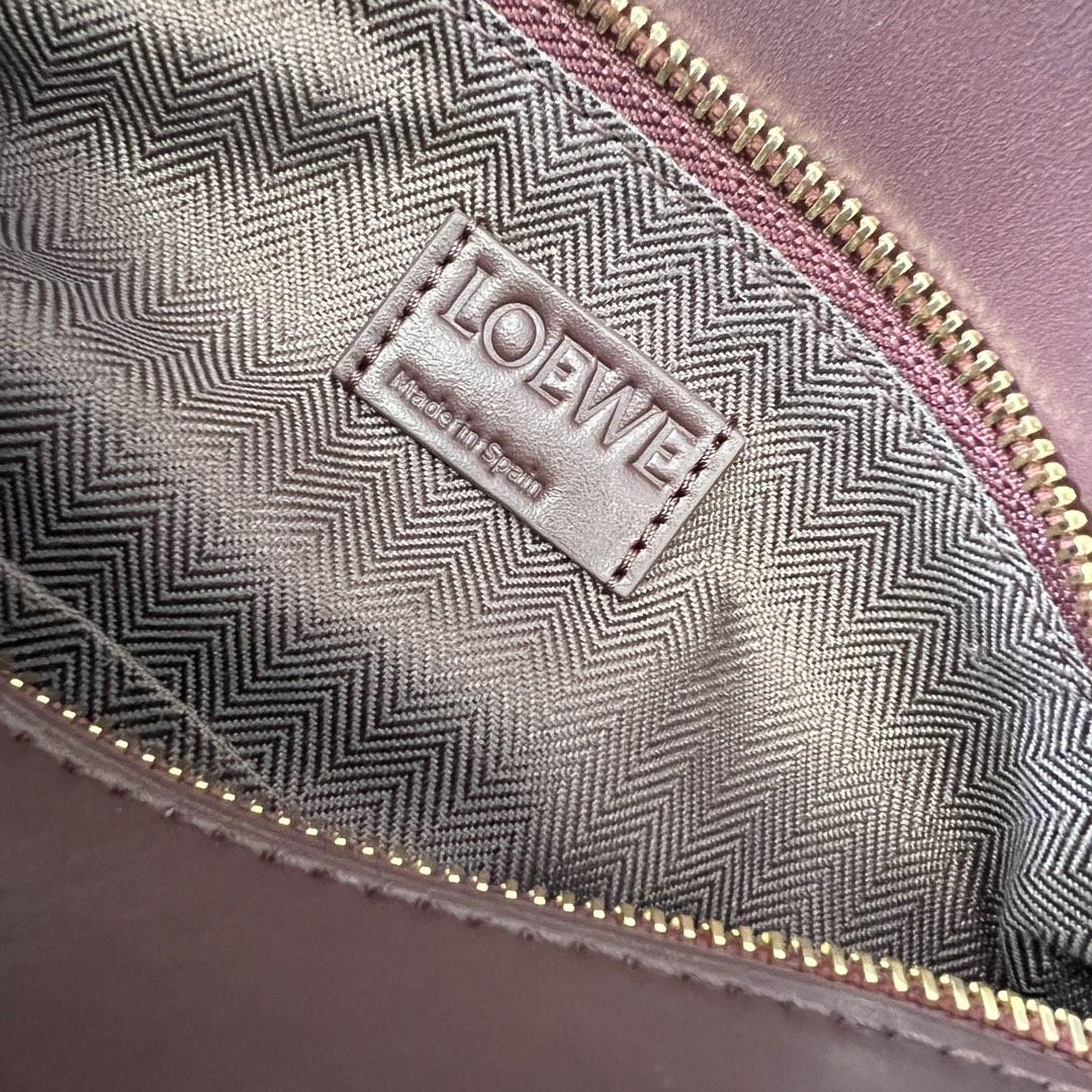 Loewe – Kleine „Puzzle Edge“-Tasche aus satiniertem Kalbsleder - EUR FASHION