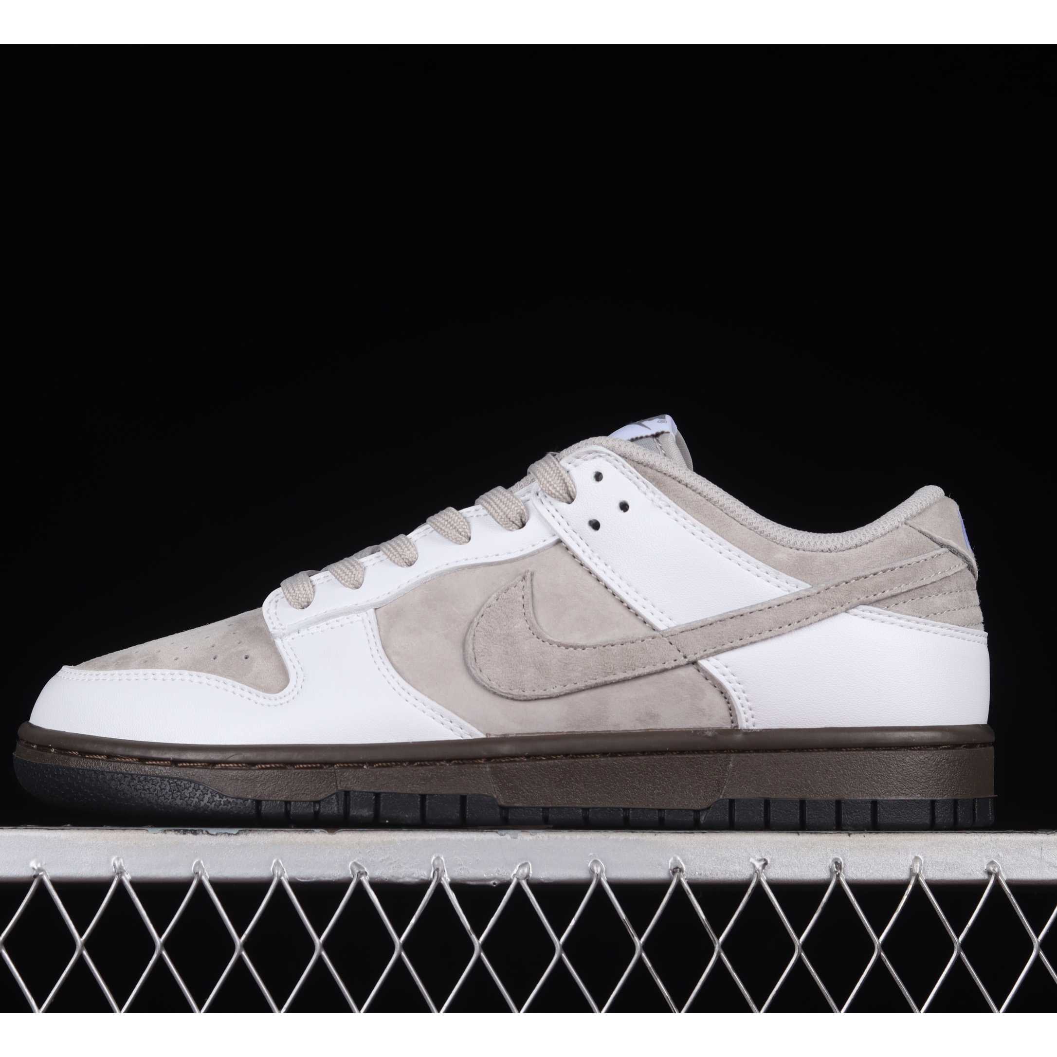 Nike SB Dunk Low „Ironstone“ Turnschuhe FD9746-001 - EUR FASHION