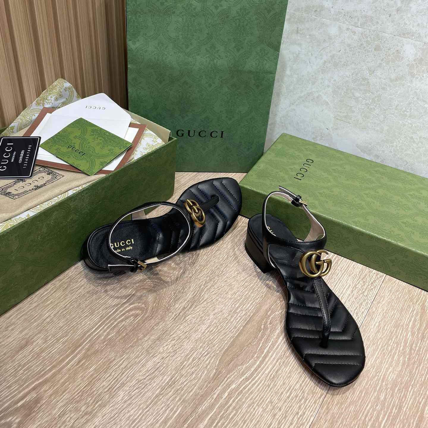 Gucci Damen-Sandale mit Doppel-G - EUR FASHION