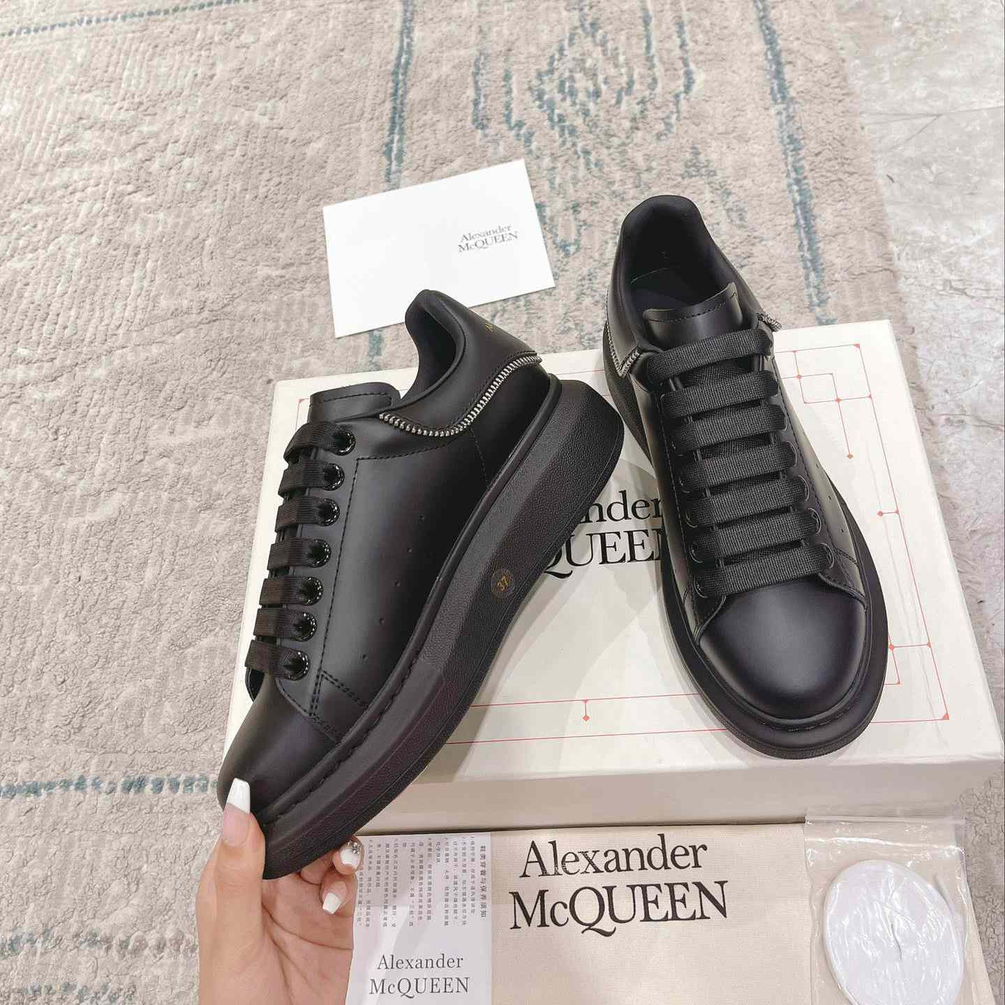 Alexander Mqueen – Übergroßer Sneaker in Schwarz - EUR FASHION