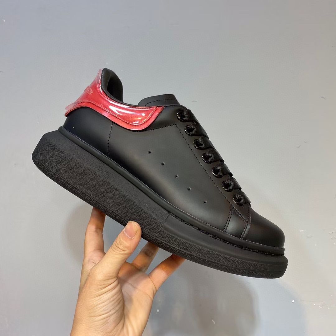 Alexander Mqueen – Übergroßer Sneaker in Schwarz - EUR FASHION