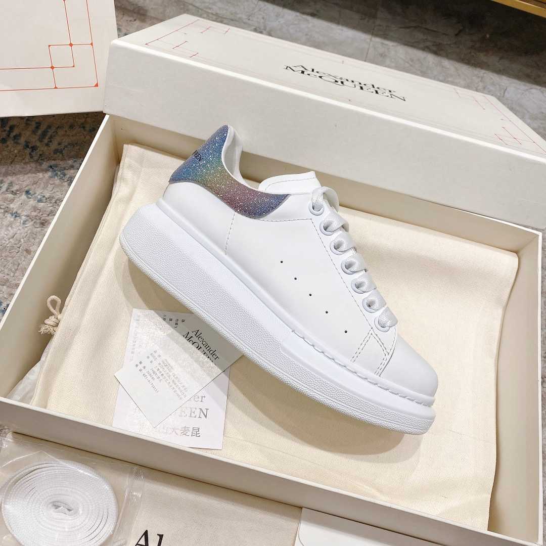 Alexander Mqueen – Übergroßer Sneaker in Weiß - EUR FASHION