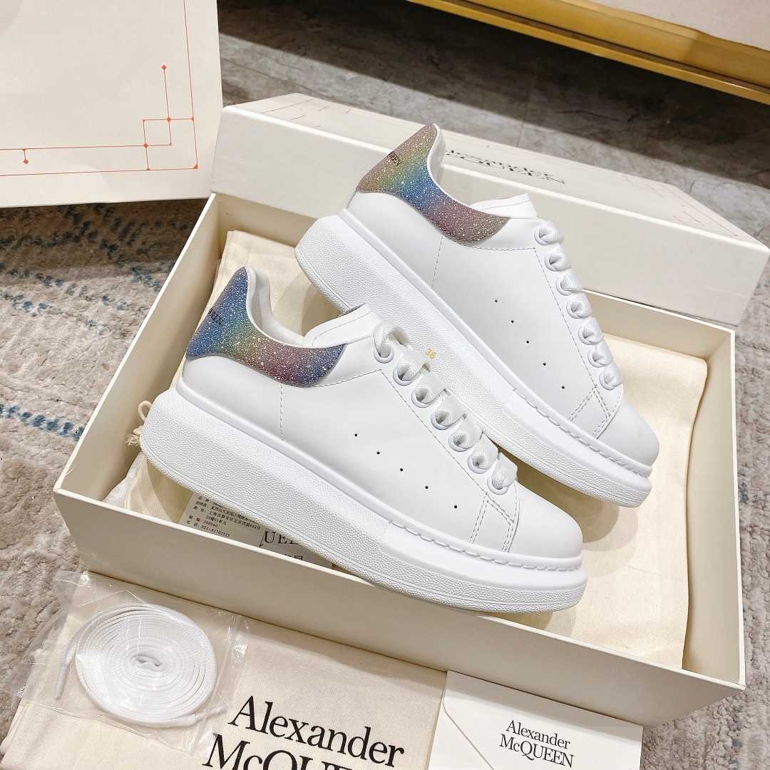 Alexander Mqueen – Übergroßer Sneaker in Weiß - EUR FASHION