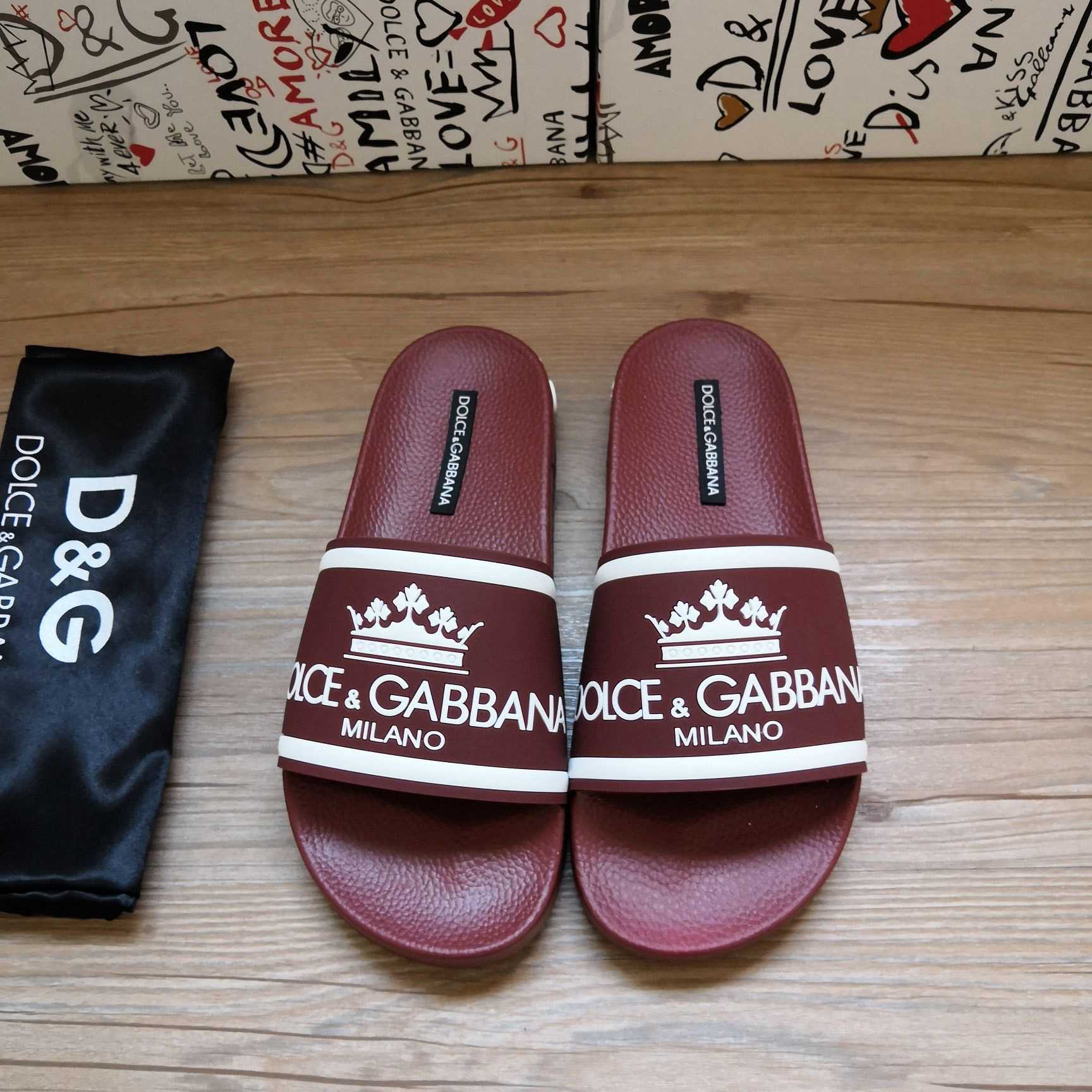 Pantoletten mit Logo von Dolce & Gabbana - EUR FASHION