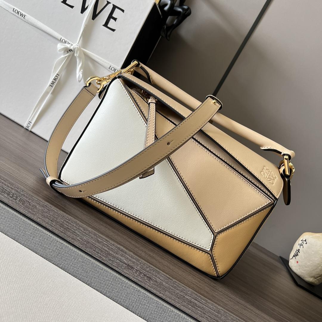 Loewe Kleine Puzzle-Tasche aus klassischem Kalbsleder - EUR FASHION