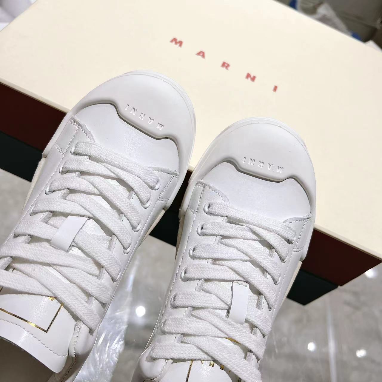 Marni Dada Bumper Sneaker aus weißem Leder - EUR FASHION