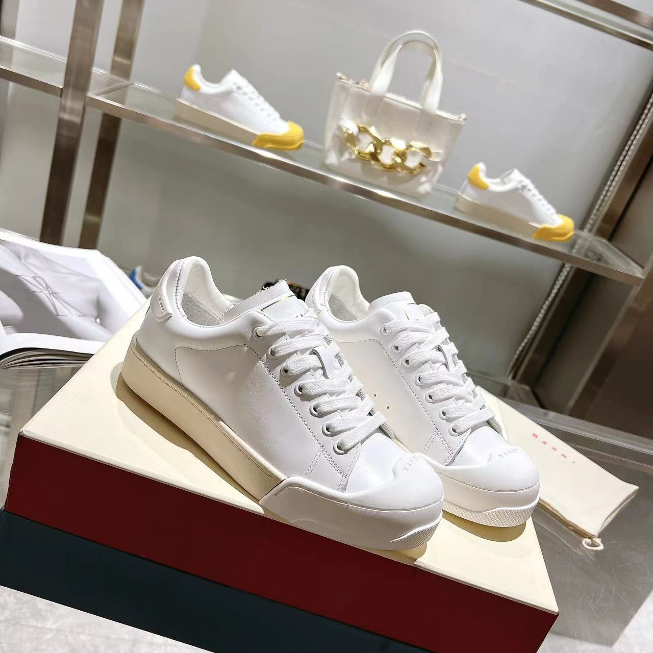 Marni Dada Bumper Sneaker aus weißem Leder - EUR FASHION