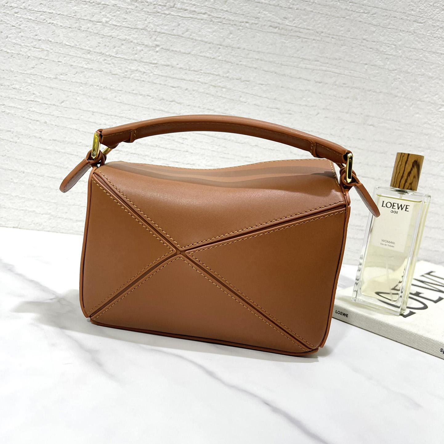 Loewe Calcifer Mini Puzzle-Tasche aus satiniertem Kalbsleder und Kristall - EUR FASHION