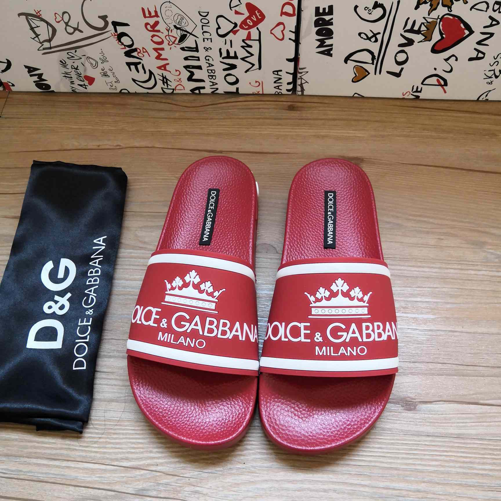 Pantoletten mit Logo von Dolce & Gabbana - EUR FASHION