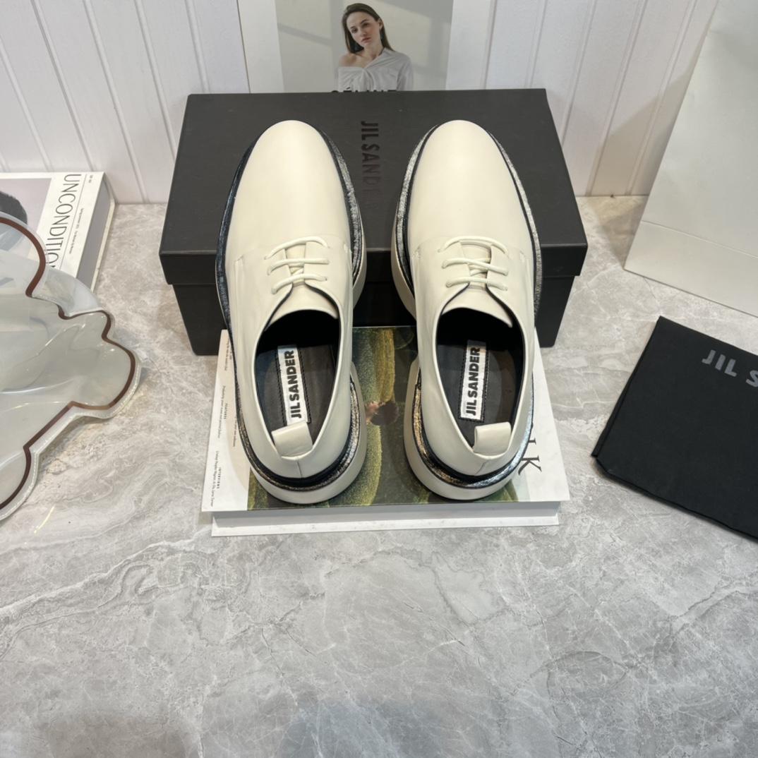 Weiße Schnürschuhe mit Keilabsatz von Jil Sander - EUR FASHION