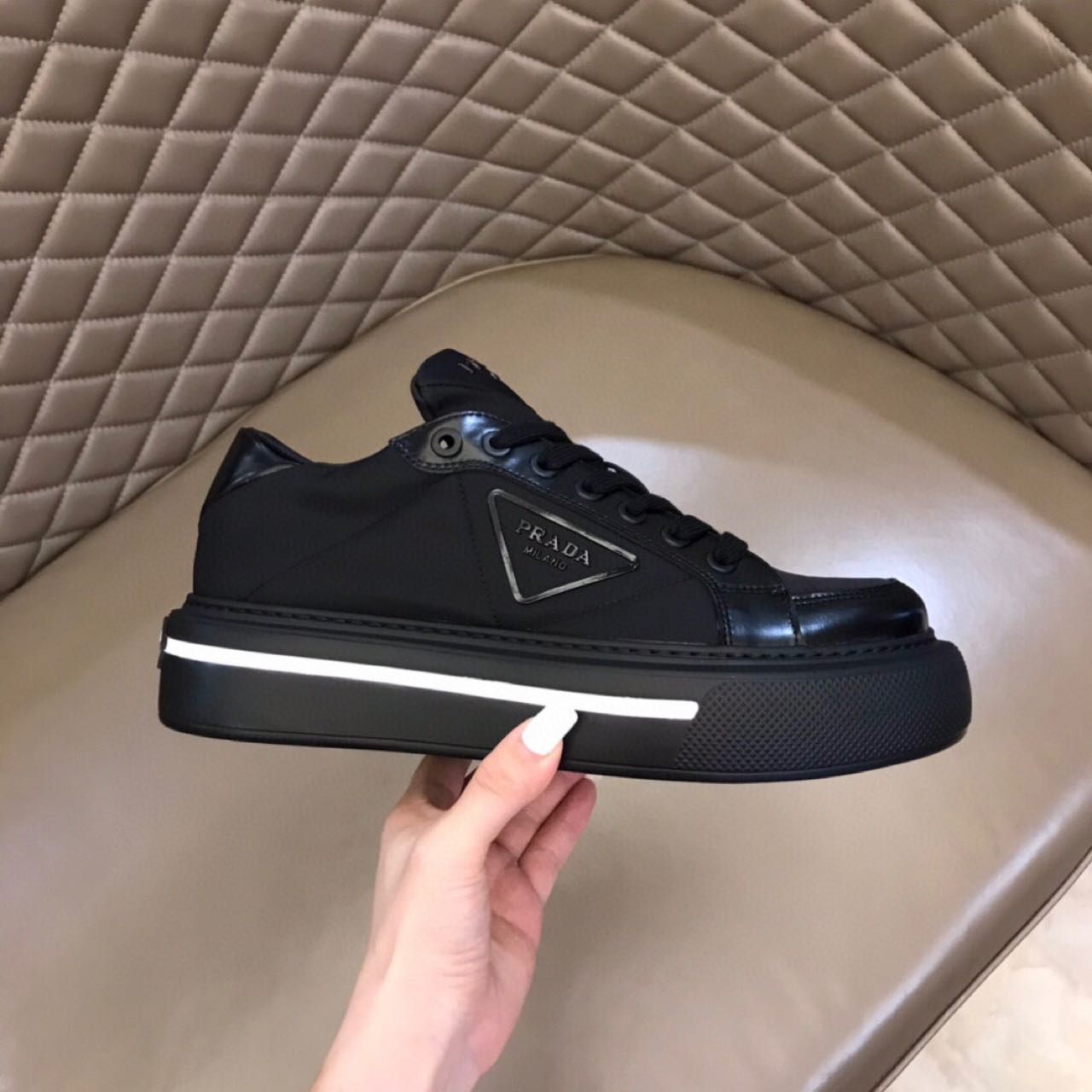 Prada Macro Sneakers aus Re-Nylon und gebürstetem Leder - EUR FASHION
